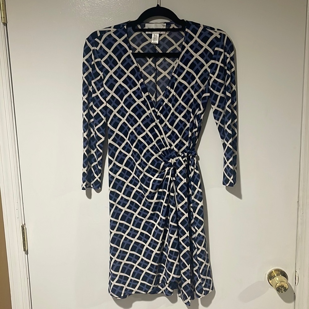 Donna Morgan Blue and White Midi Dress